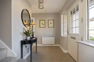 42 AshgroveImage 9