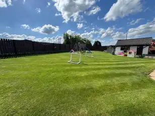 7 Rosslea GardensImage 6