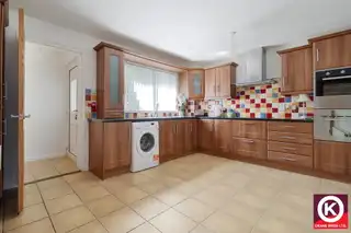 40 Springwell DriveImage 10