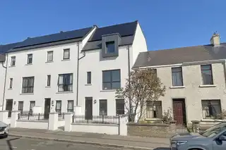 Image 1 for 27 Causeway Street