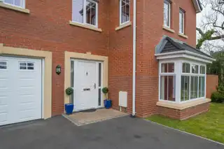 44 Manse GateImage 2