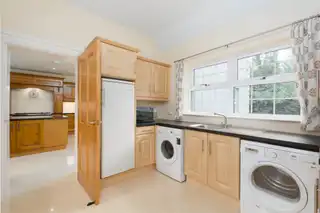 26F Lough RoadImage 16