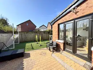 59 Wolfhill Avenue SouthImage 24